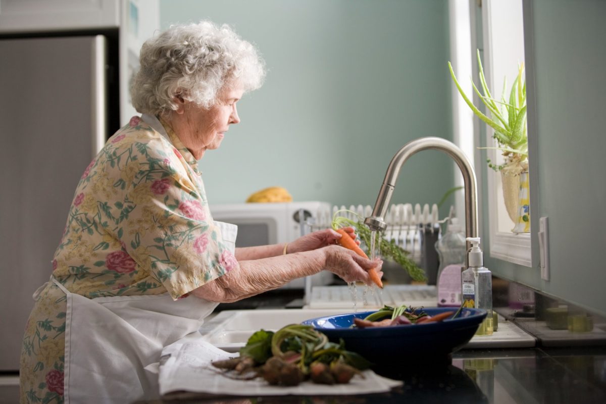 disinfecting with hydrogen peroxide